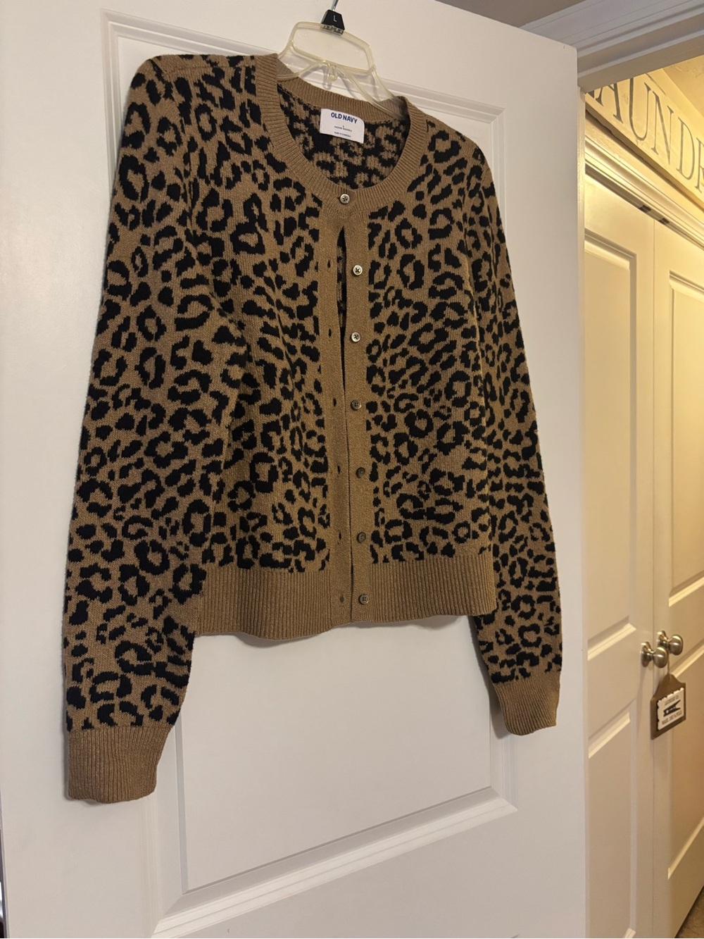 Old Navy Leopard Print Cardigan in Camel and Black